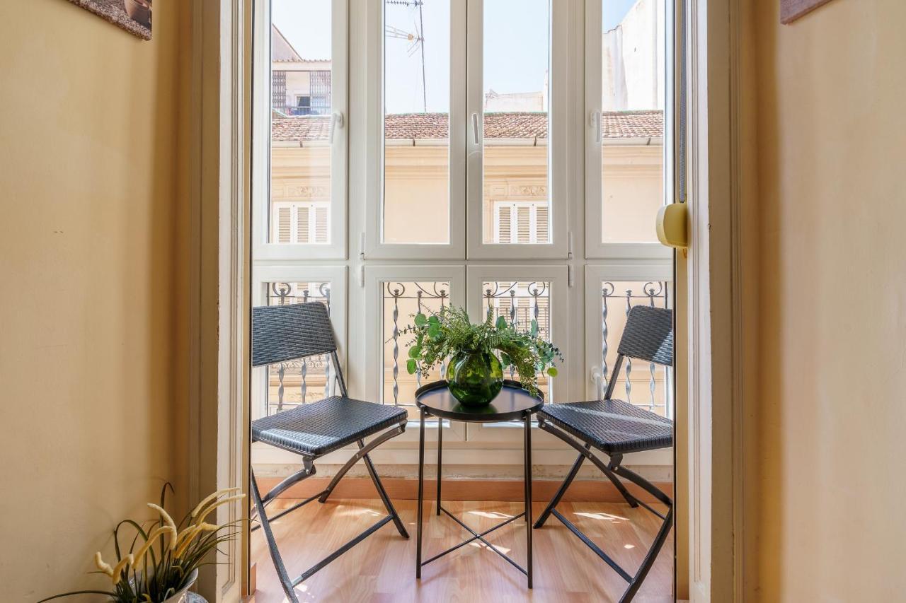 Bright Two-Bedroom Apartment In The Historic Center Málaga Exterior foto